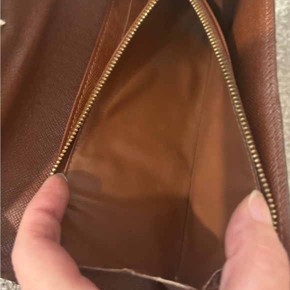 SOLD - Picture 6 of 11